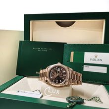 Load image into Gallery viewer, Rolex Day-Date 40 - 228235
