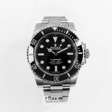 Load image into Gallery viewer, Rolex Submariner No Date - 114060

