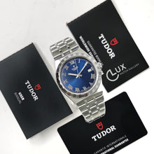 Load image into Gallery viewer, Tudor Royal - M28500-005
