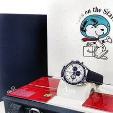 Load image into Gallery viewer, Omega Speedmaster Silver Snoopy Award - 310.32.42.50.02.001

