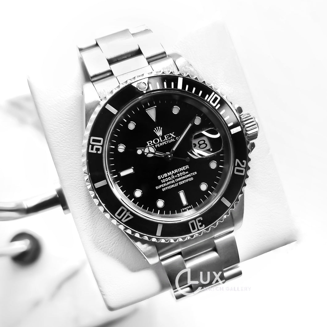 Rolex Submariner Date - 16610
