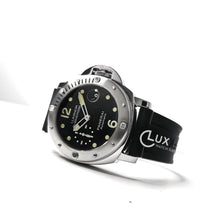 Load image into Gallery viewer, Panerai Luminor Submersible - PAM1024

