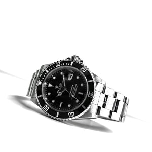 Rolex Submariner Date - 16610