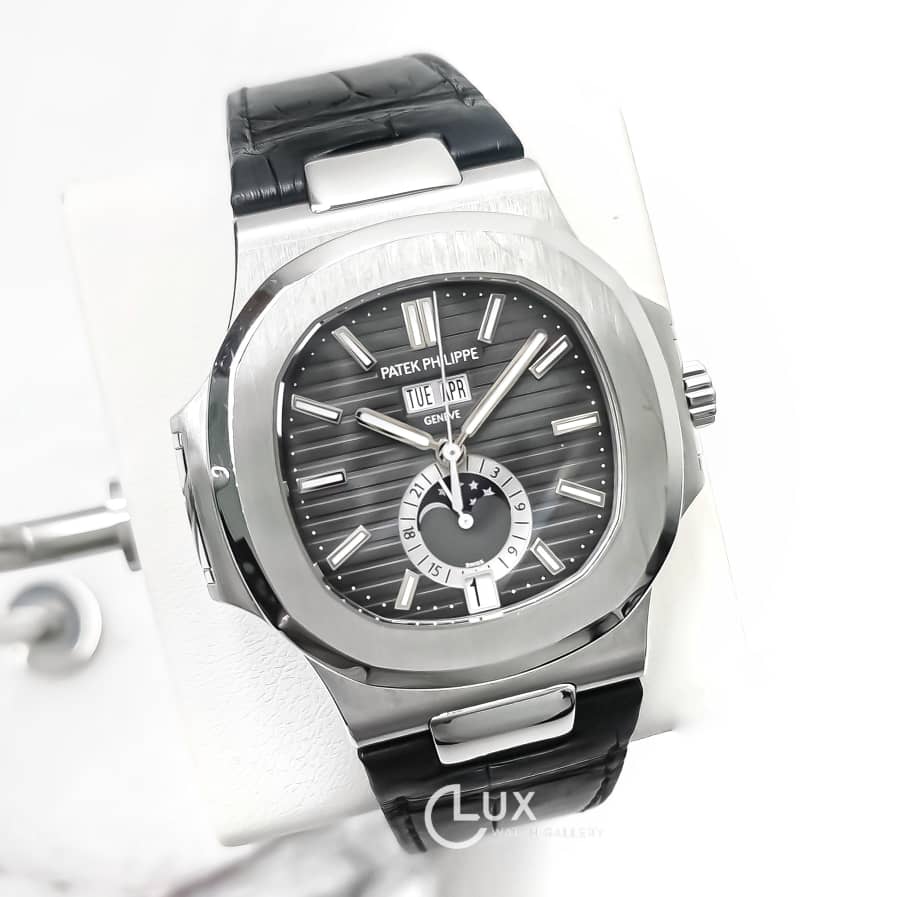 Patek Philippe Nautilus - 5726A-001